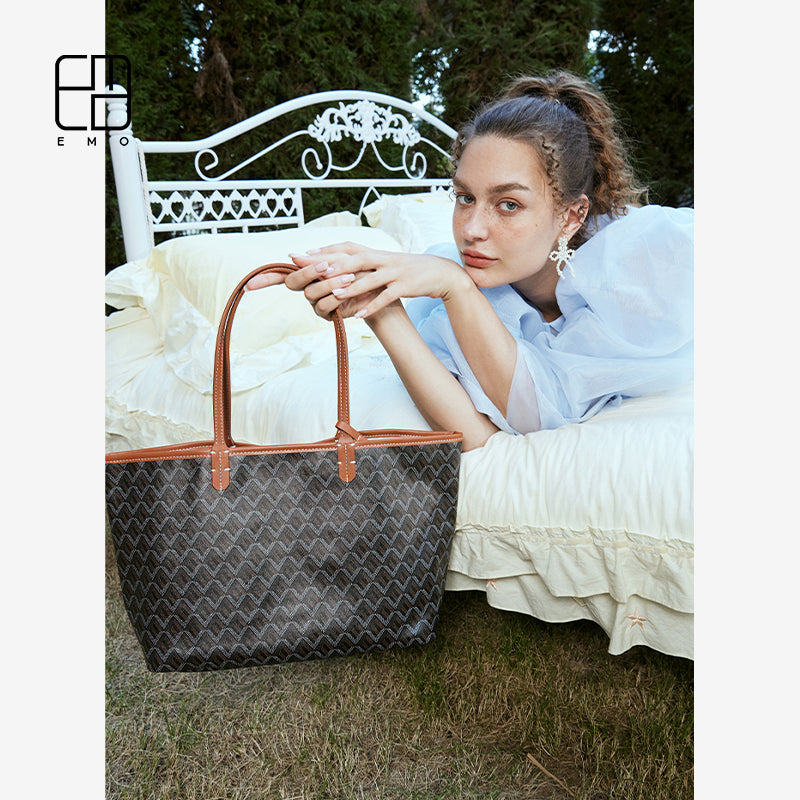 EMO Classic Big Tote Bag EMO